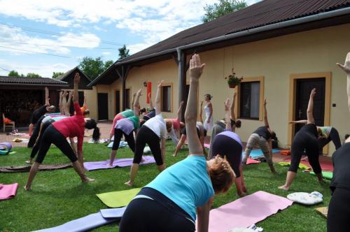 1073721 10201719539852570 1595238799 o